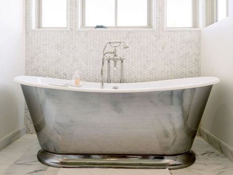 Regal Cast Iron Bathtub - Alexander Marchant