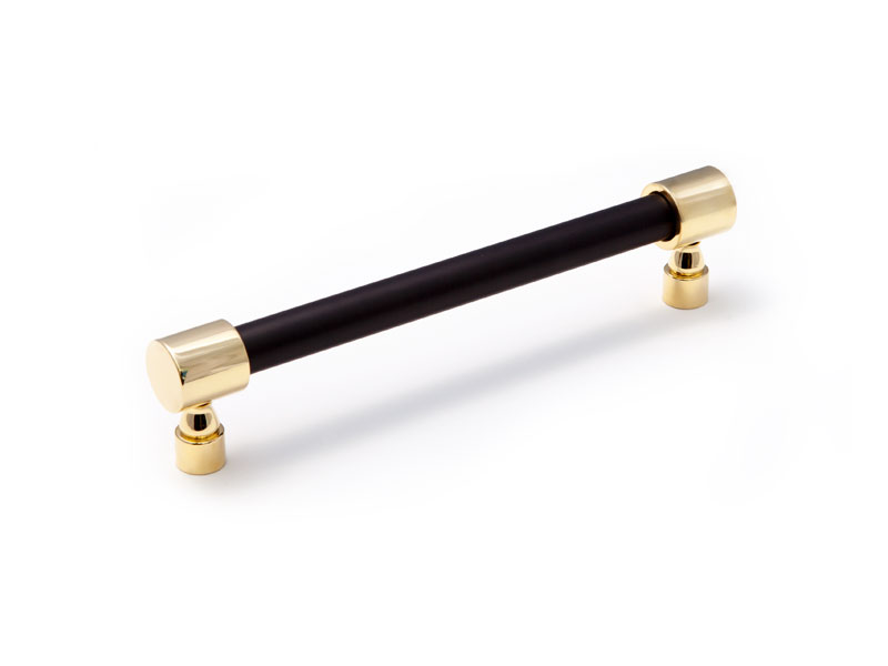 https://www.alexandermarchant.com/wp-content/uploads/2018/10/Edwards-Pull_Polished-Unlacquered-Brass_6.jpg